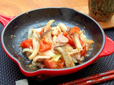 冷蔵庫にある材料で！豚バラとトマトの塩炒め